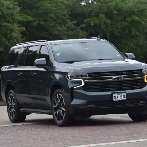Chevrolet Suburban LT